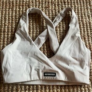 DOYOUEVEN Women's Light Beige Sports Bra